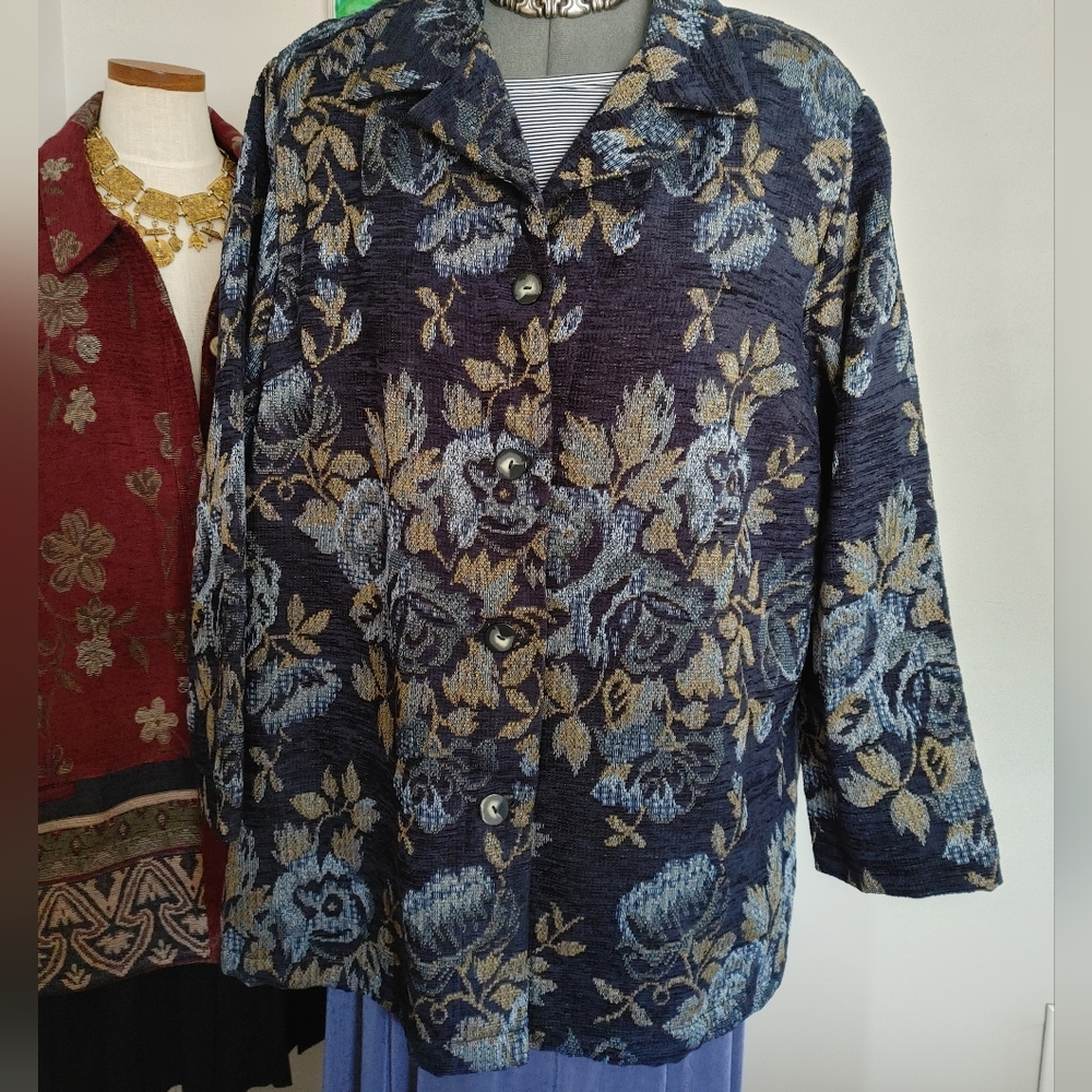 Floral Patterned Button-Up Jacket 30" length Sag Harbor size 24